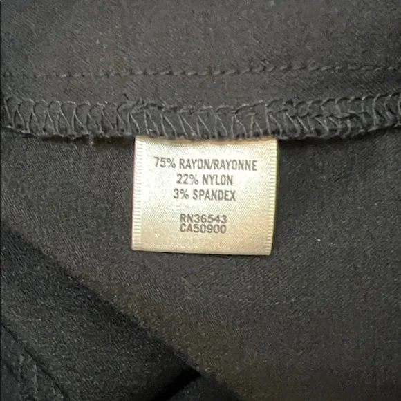 Women’s Van Heusen Black Slim Fit Stretch Pull-On Pants - Picture 8 of 9